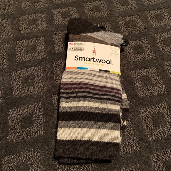 Smartwool women’s large socks.